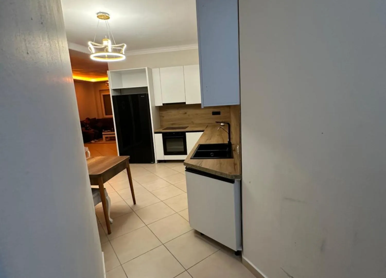 Monach Apartment Durres